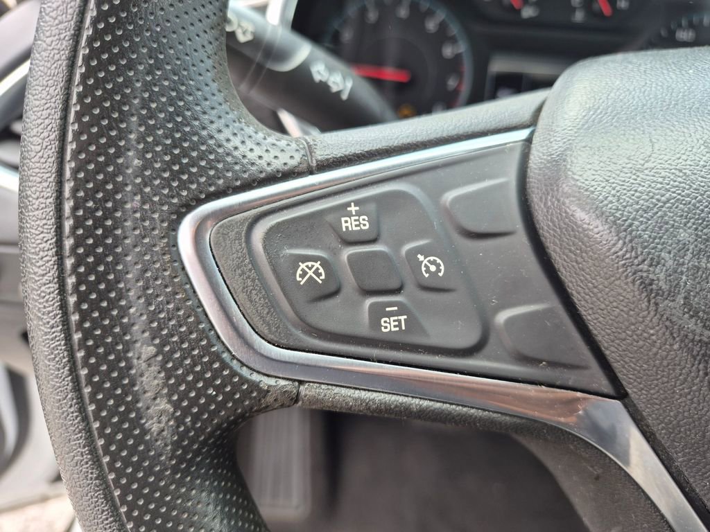 Used 2020 Chevrolet Malibu LT FWD image 16
