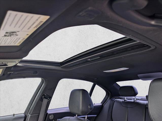 Used 2017 BMW 340i Sedan image 16