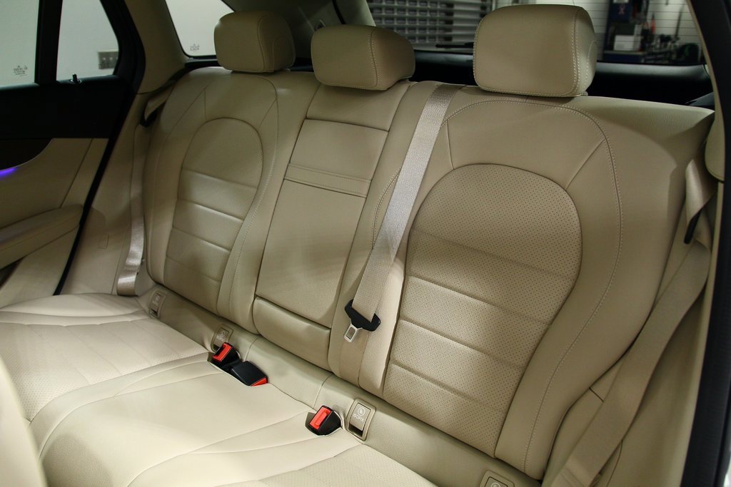 Used 2022 Mercedes-Benz GLC 300 4MATIC image 29