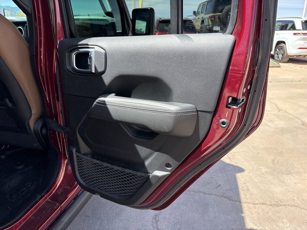 Used 2021 Jeep Wrangler Unlimited Rubicon image 21