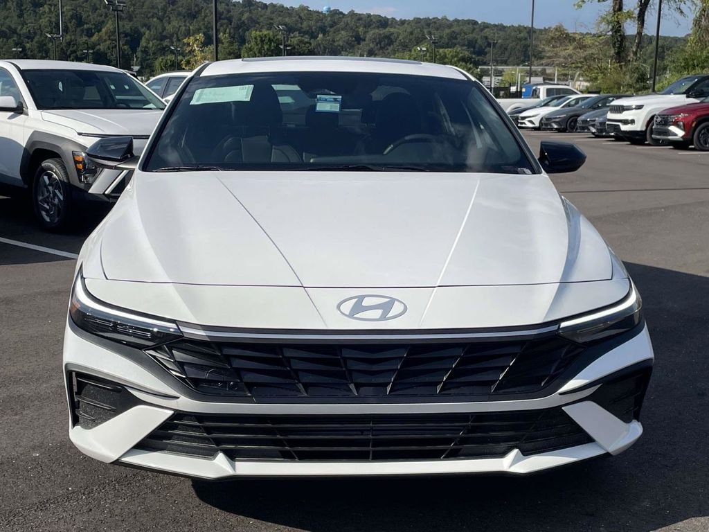 New 2026 Hyundai Elantra SEL Sport FWD image 8