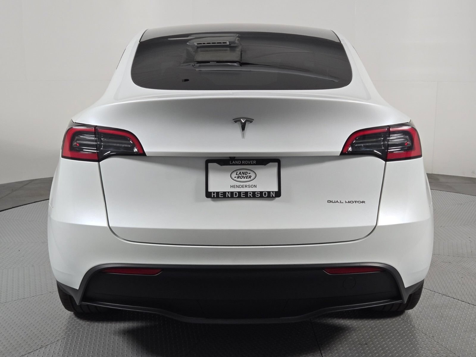 Used 2023 Tesla Model Y Long Range AWD/4WD image 7
