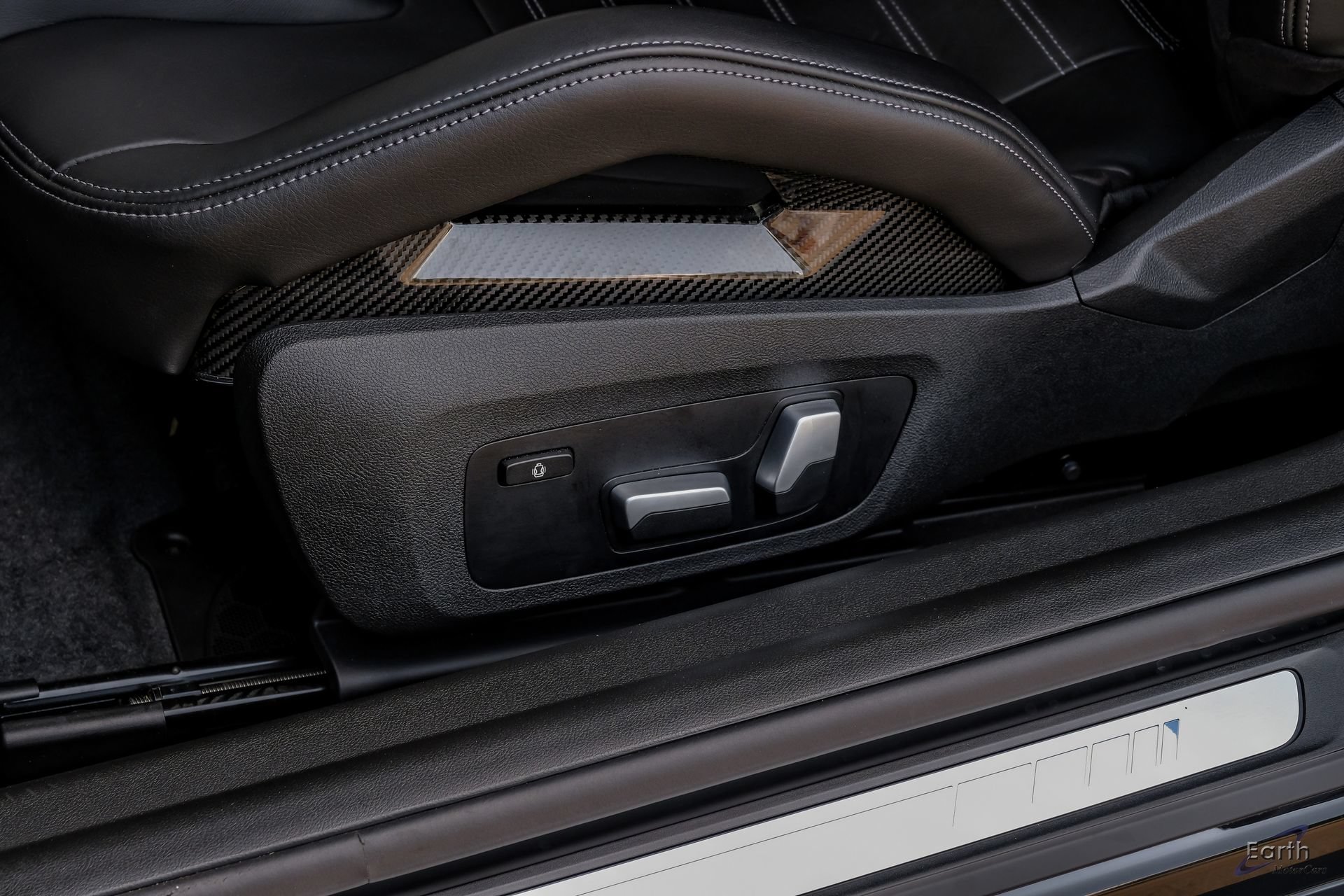 Used 2024 BMW M2 w/ Carbon Package RWD image 38