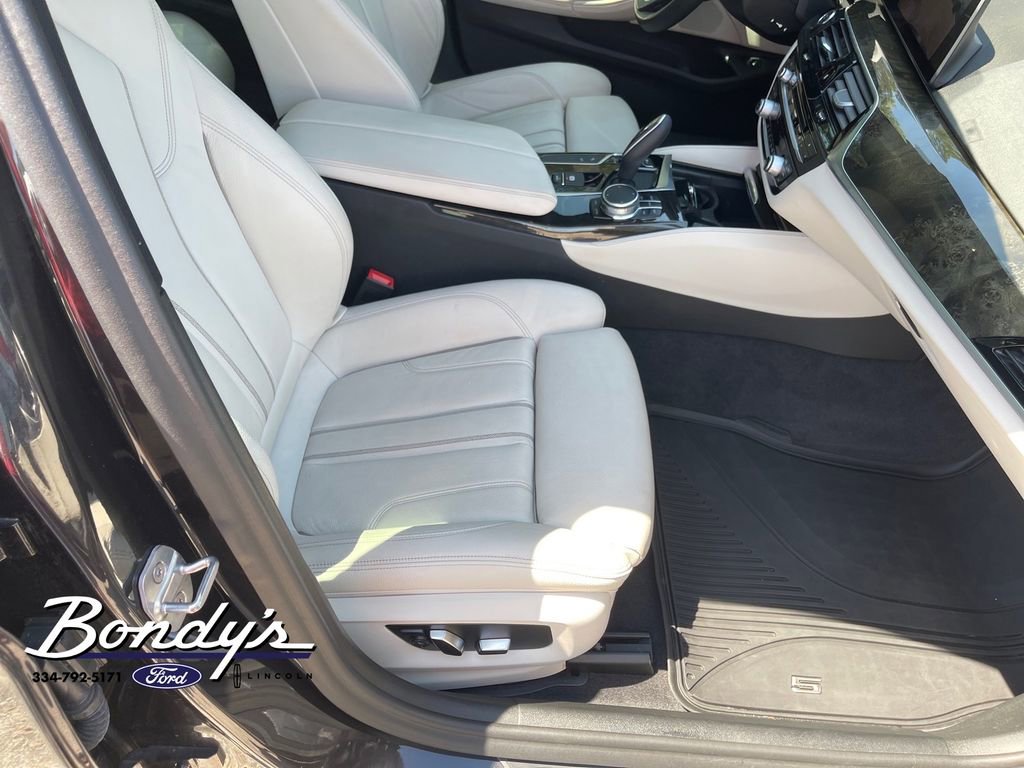 Used 2019 BMW 530i image 18