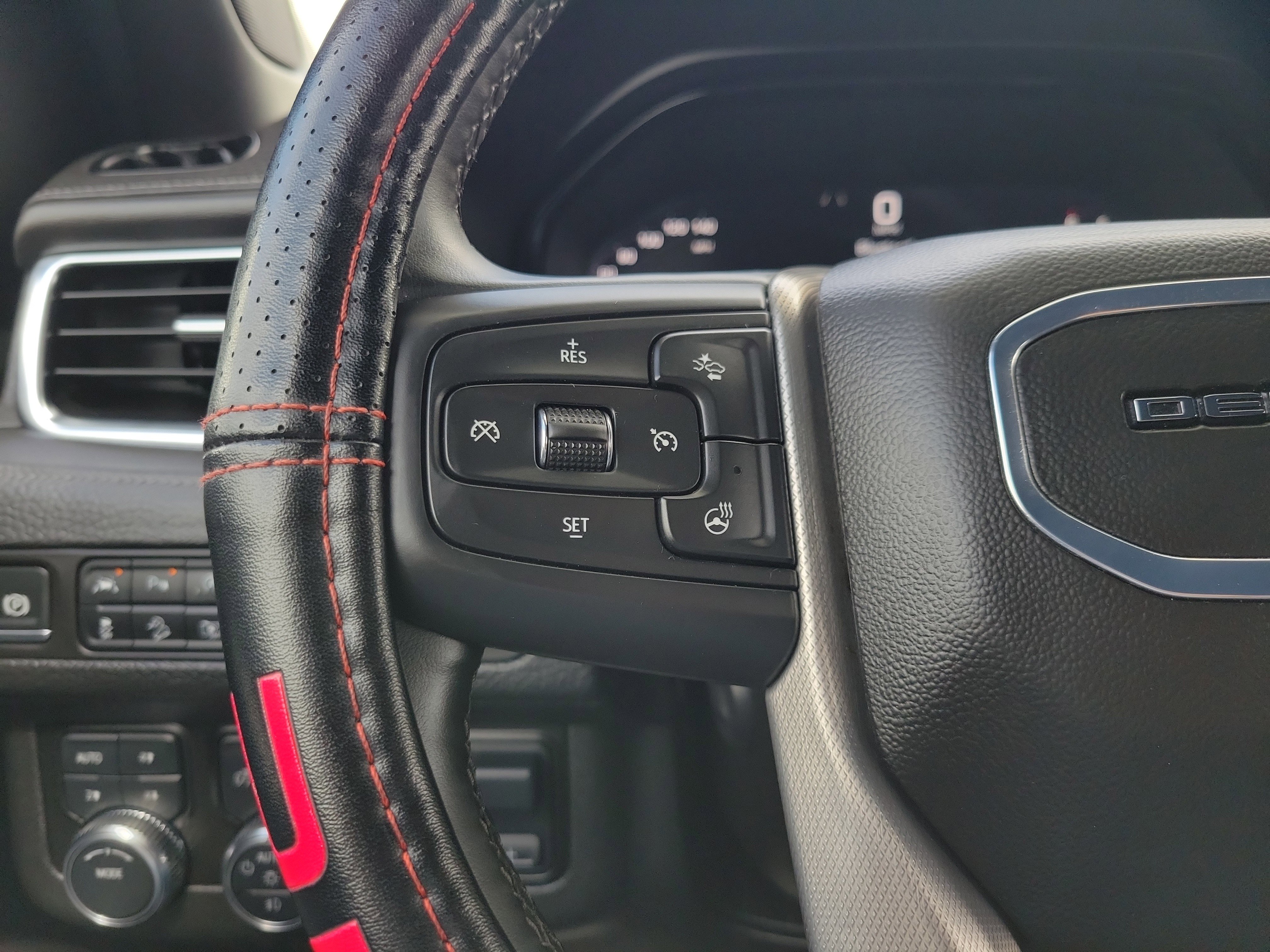 Certified 2024 GMC Yukon Denali w/ Max Trailering Package image 29