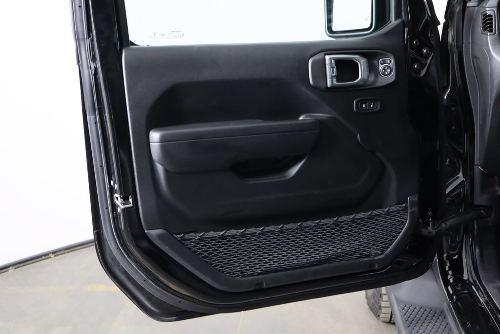 Used 2023 Jeep Wrangler Unlimited Sport AWD/4WD image 17