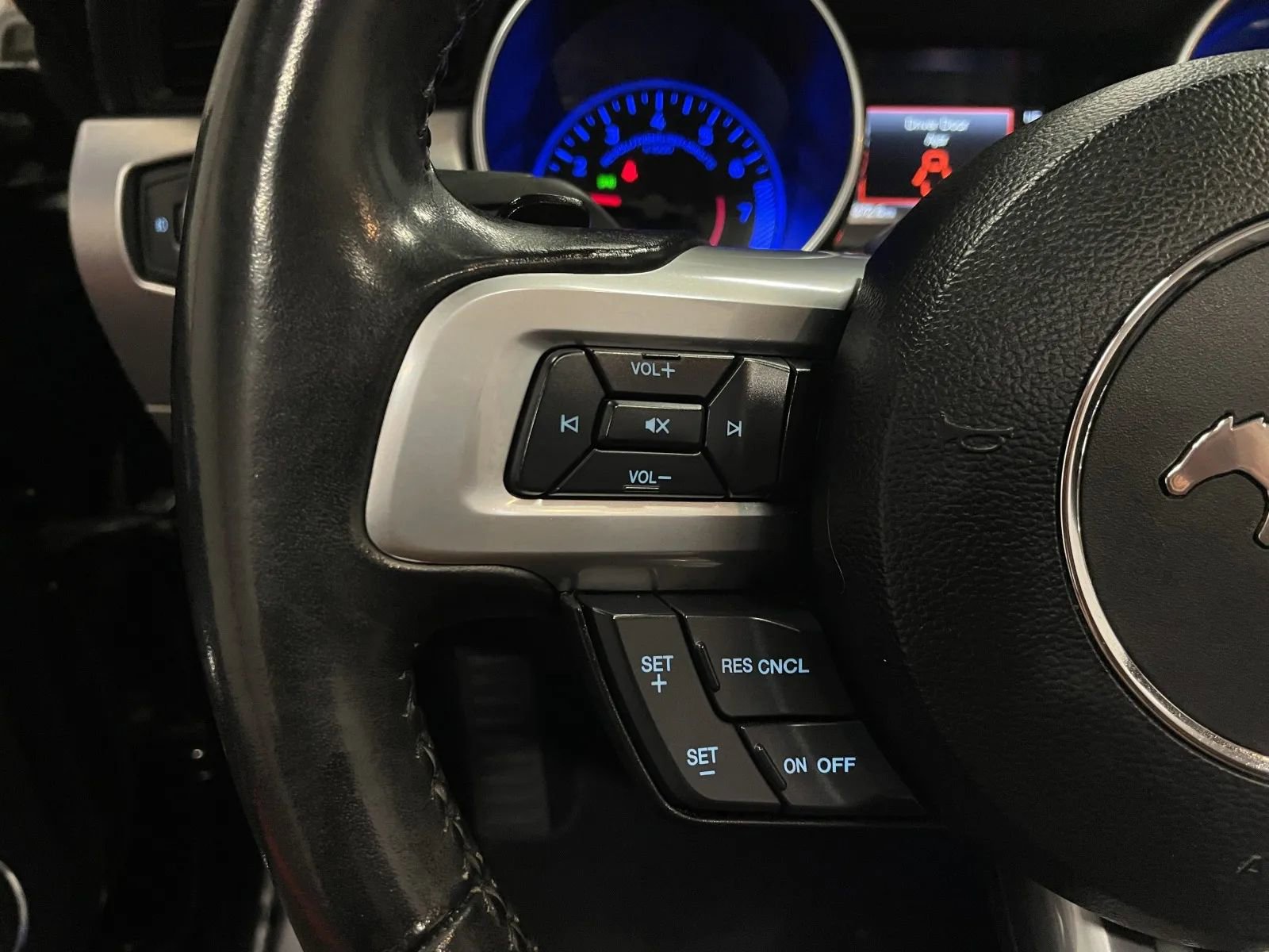 Used 2019 Ford Mustang Premium image 22