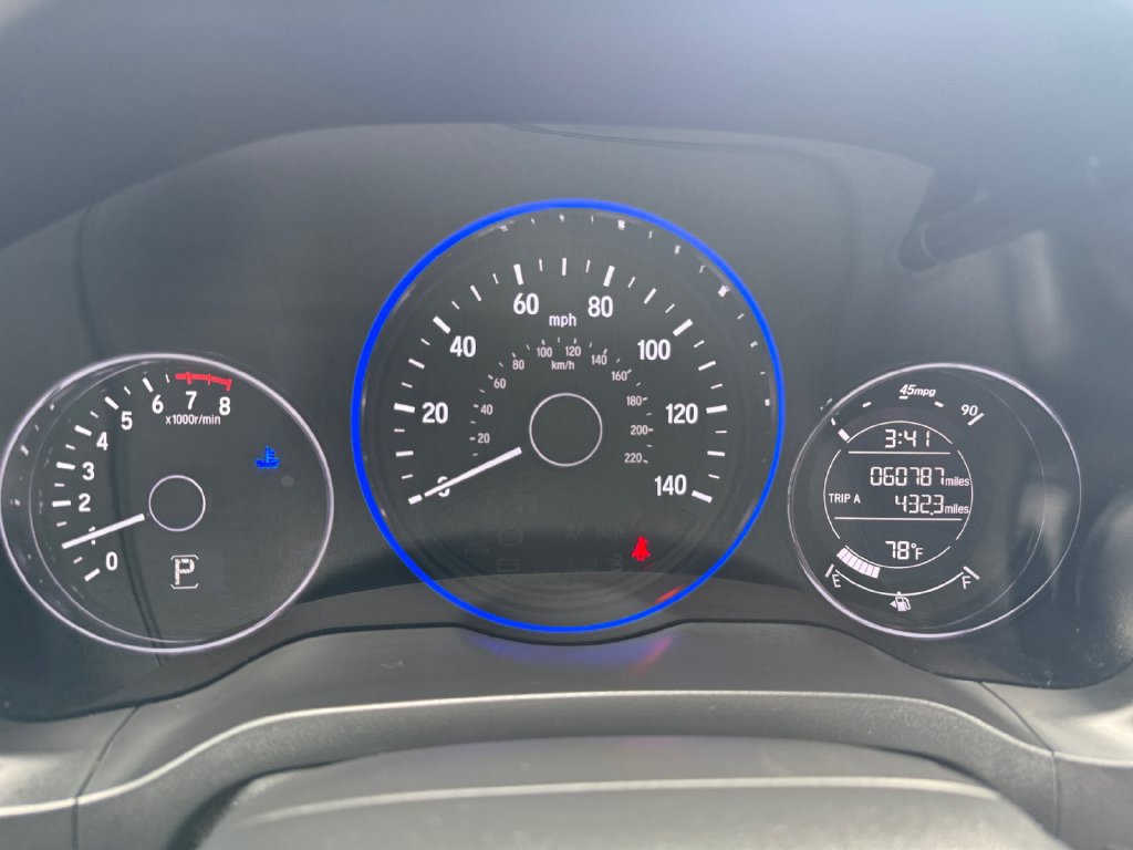 Used 2018 Honda HR-V EX image 10