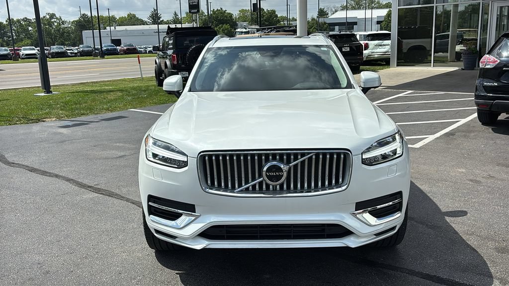 Certified 2024 Volvo XC90 T8 Plus w/ Protection Package Premier AWD/4WD image 5