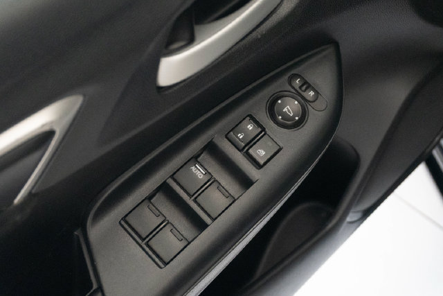 Used 2017 Honda Fit LX image 4