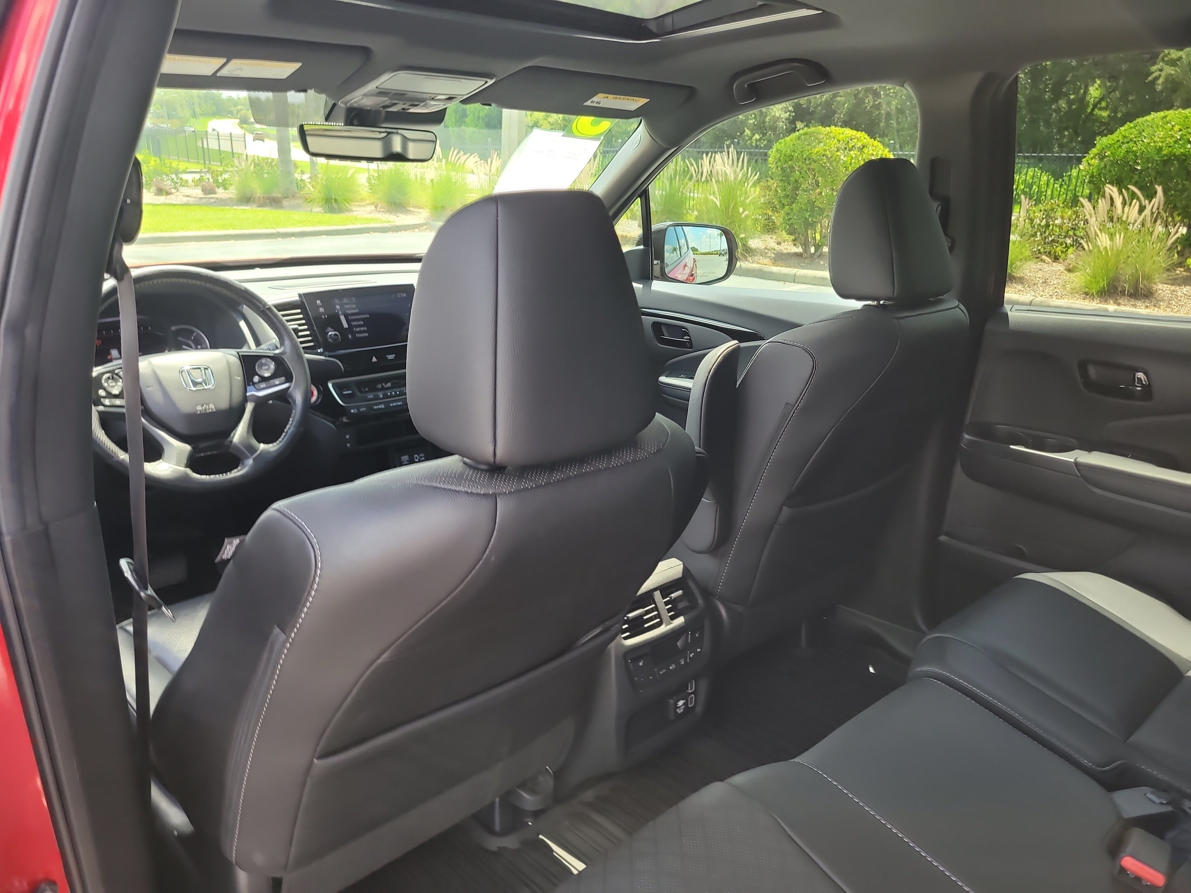 Used 2023 Honda Passport Elite image 14