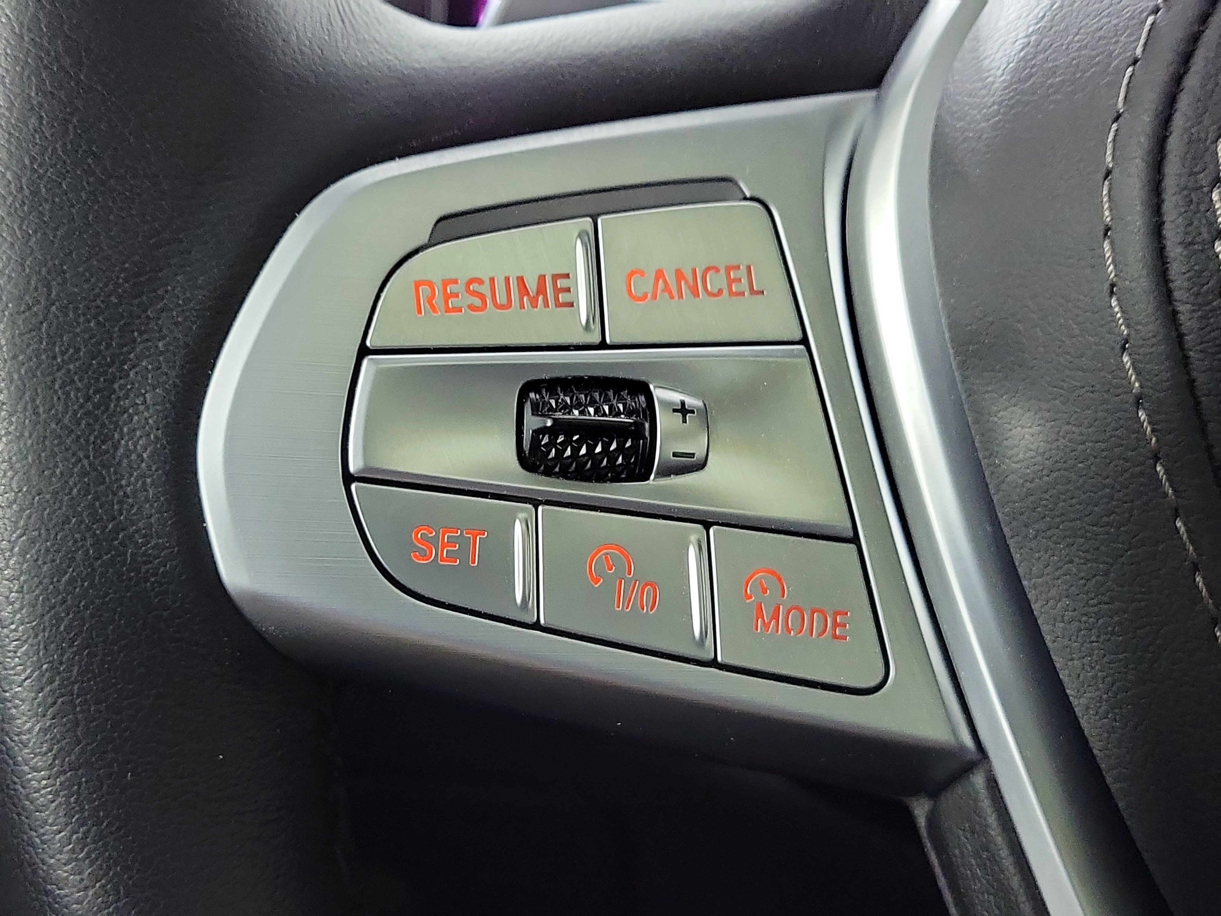 Certified 2025 BMW X7 xDrive40i image 13