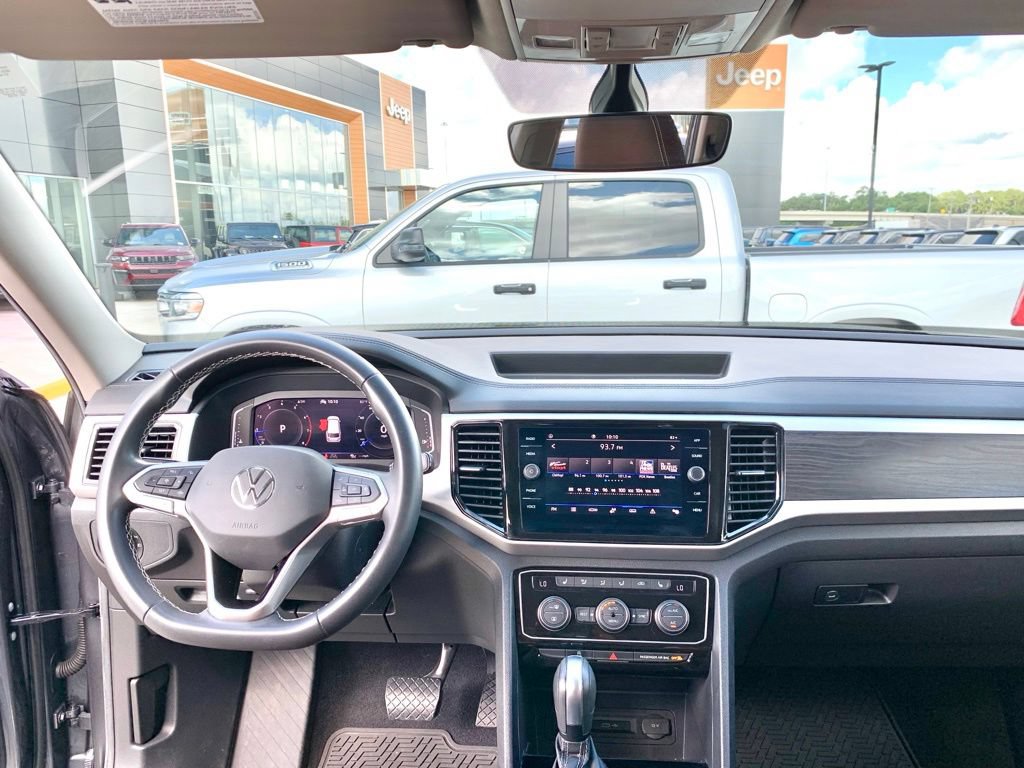 Used 2023 Volkswagen Atlas SE FWD image 16