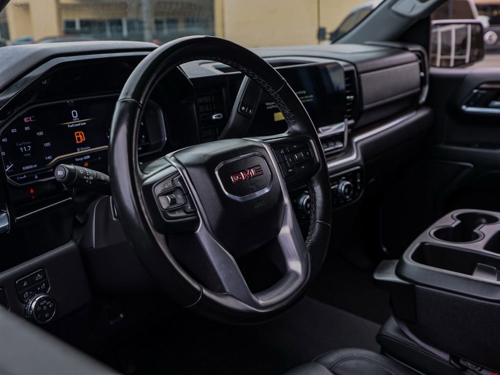 Used 2024 GMC Sierra 1500 SLT image 14