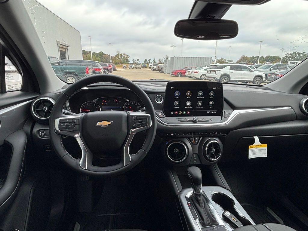 New 2026 Chevrolet Blazer LT w/ Midnight/Sport Edition image 6