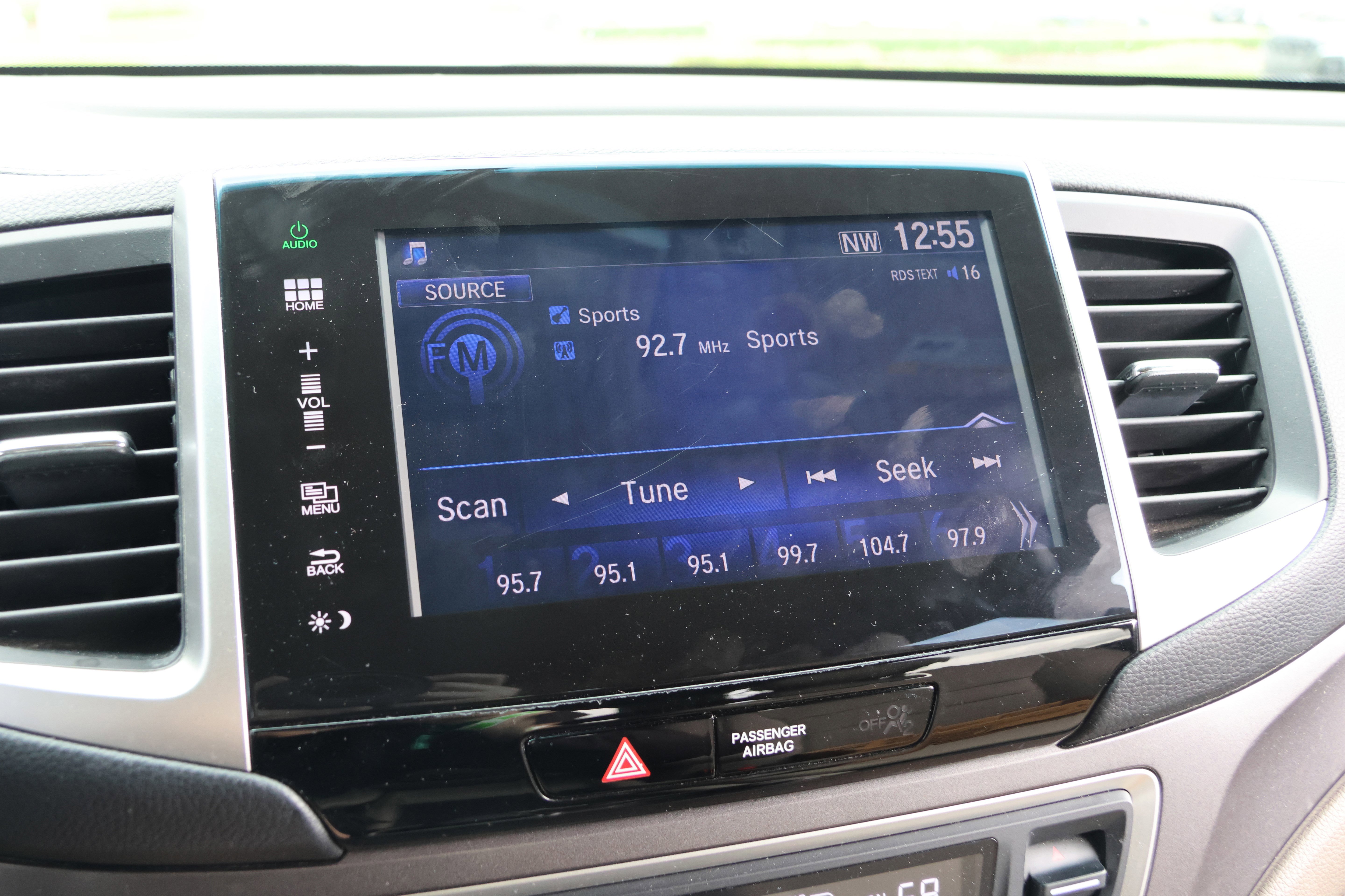 Used 2016 Honda Pilot EX image 24