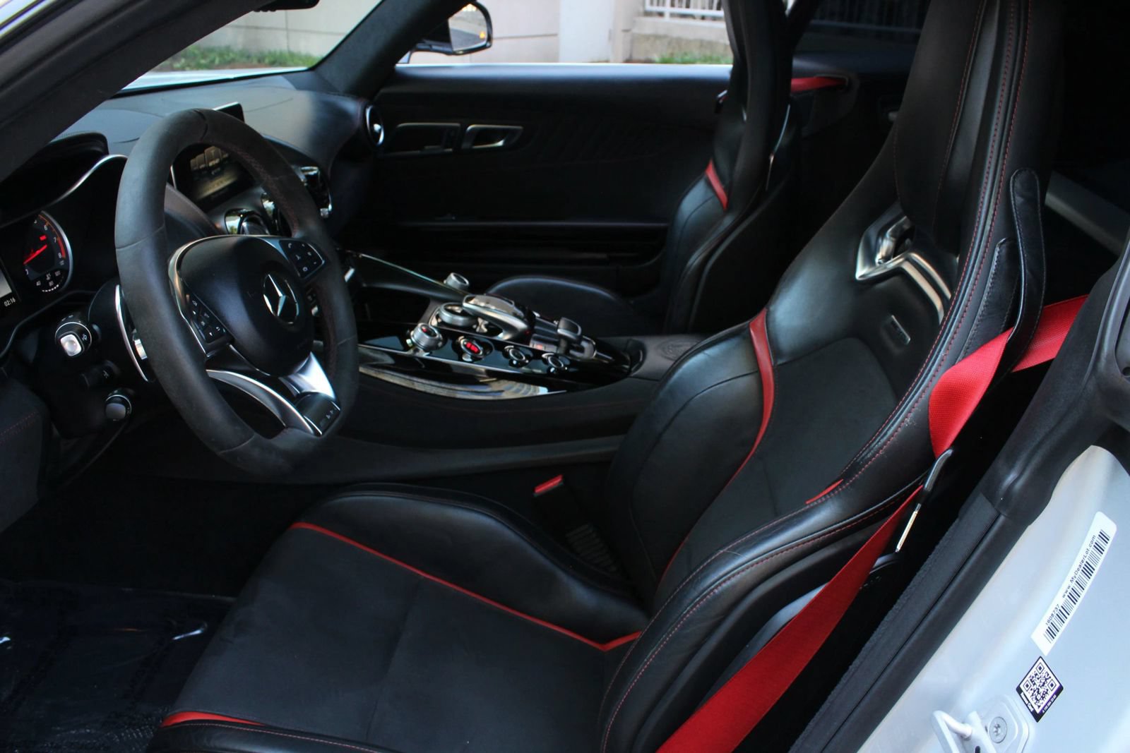 Used 2016 Mercedes-Benz AMG GT S image 19