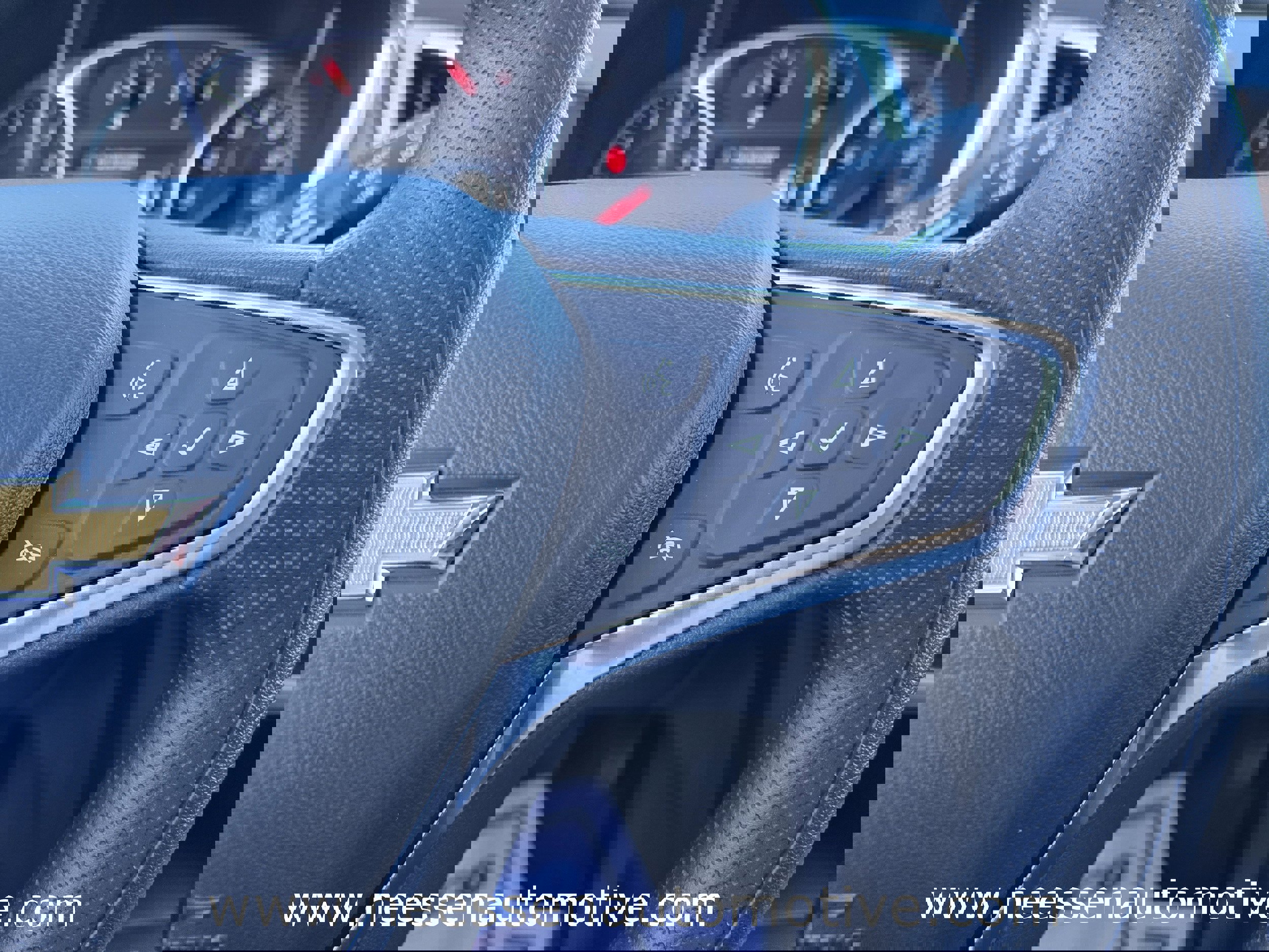 Used 2024 Chevrolet Equinox LS w/ LS Convenience Package image 21