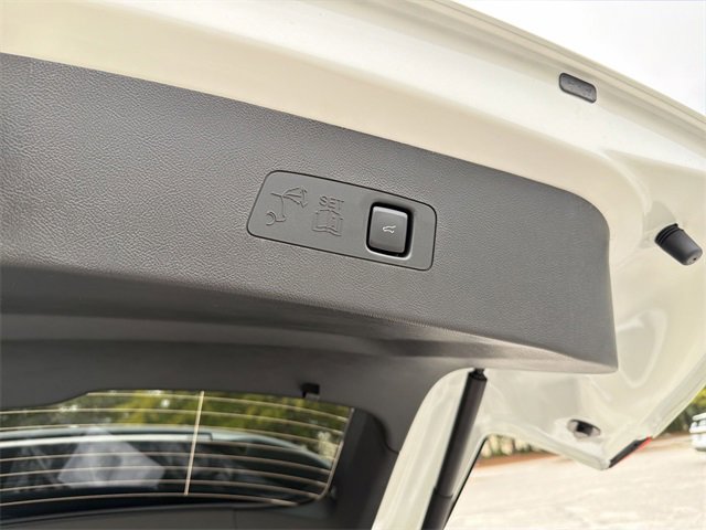 New 2026 Lincoln Corsair Premiere image 26