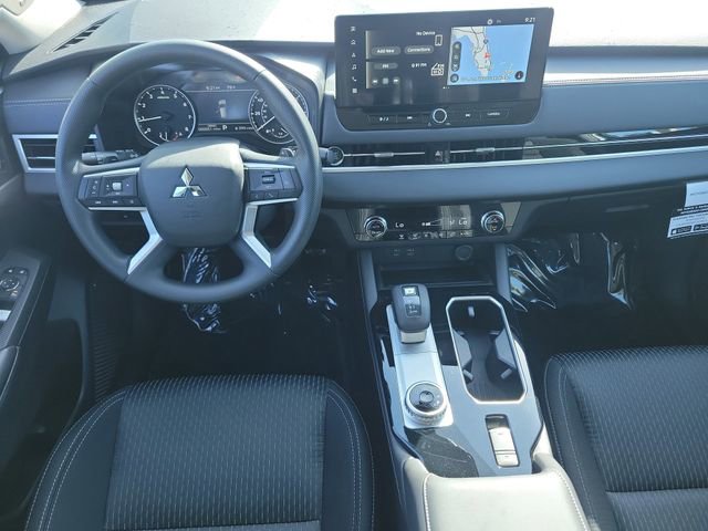 New 2026 Mitsubishi Outlander ES FWD image 15