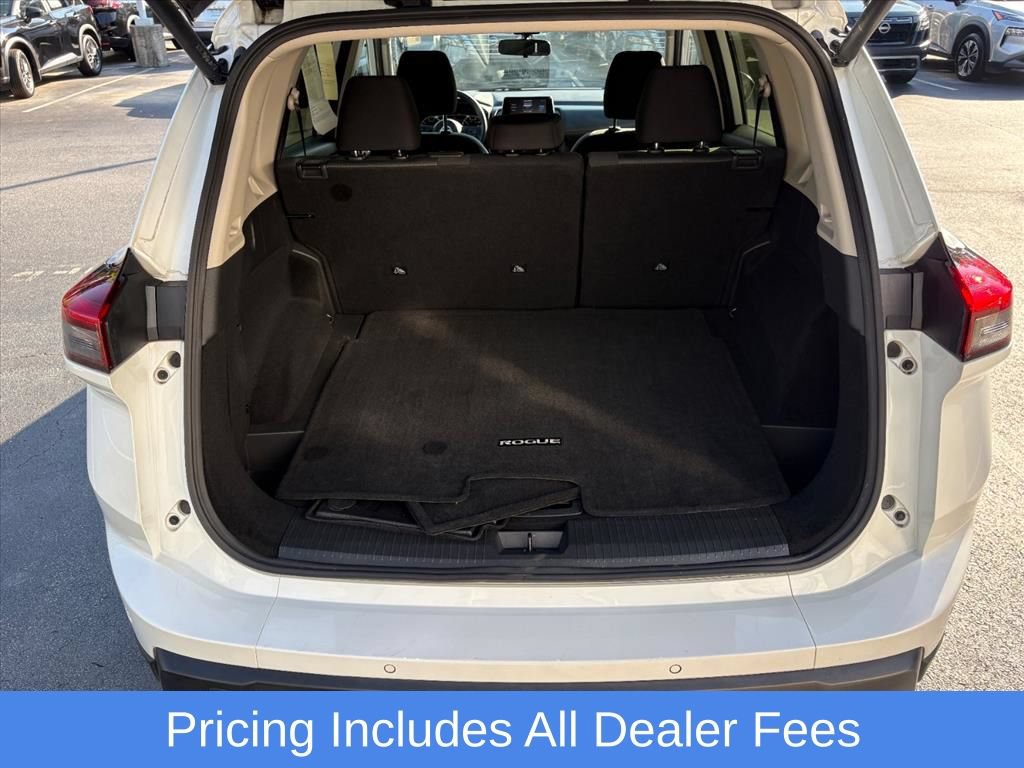 Used 2024 Nissan Rogue SV AWD/4WD image 26