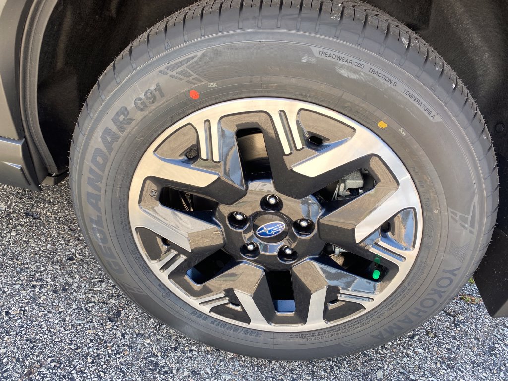New 2026 Subaru Forester Premium AWD/4WD image 17