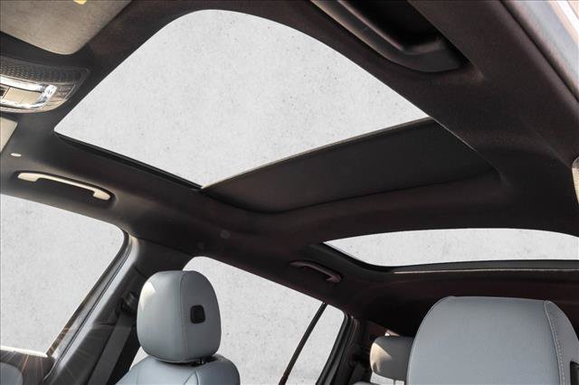 New 2026 Mercedes-Benz GLB 250 4MATIC image 13