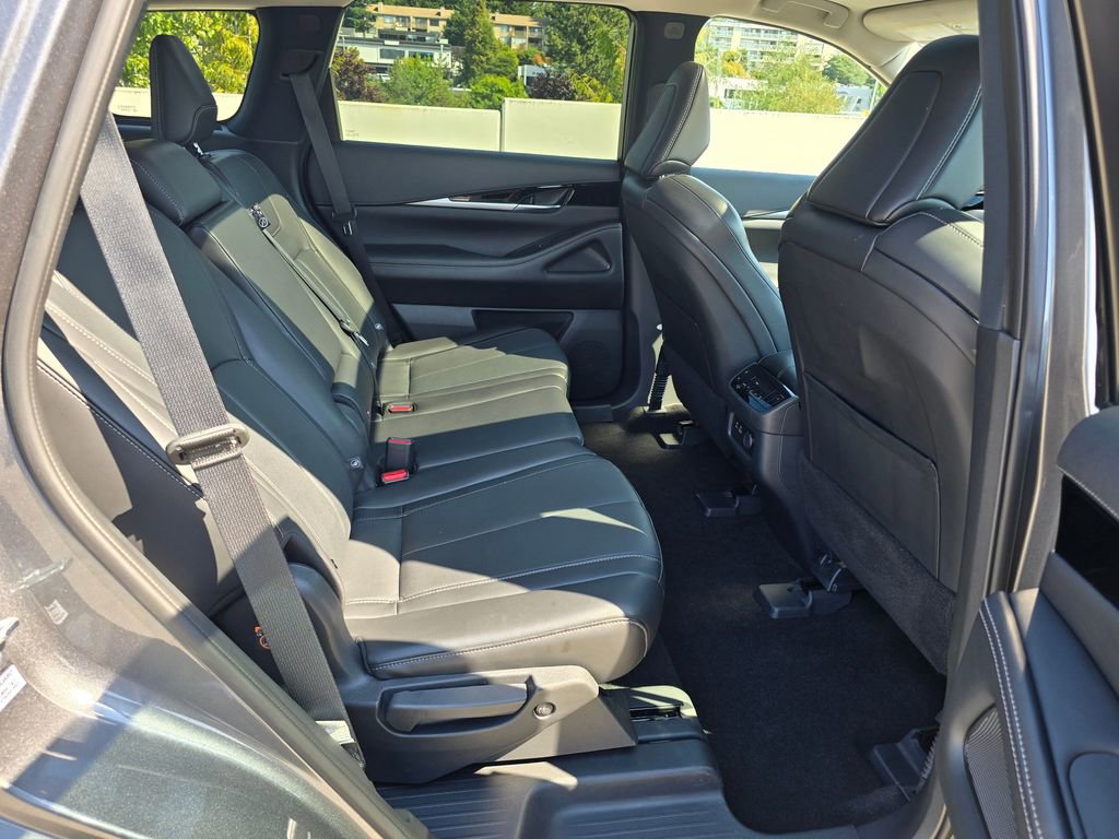 Used 2024 INFINITI QX60 Pure image 12