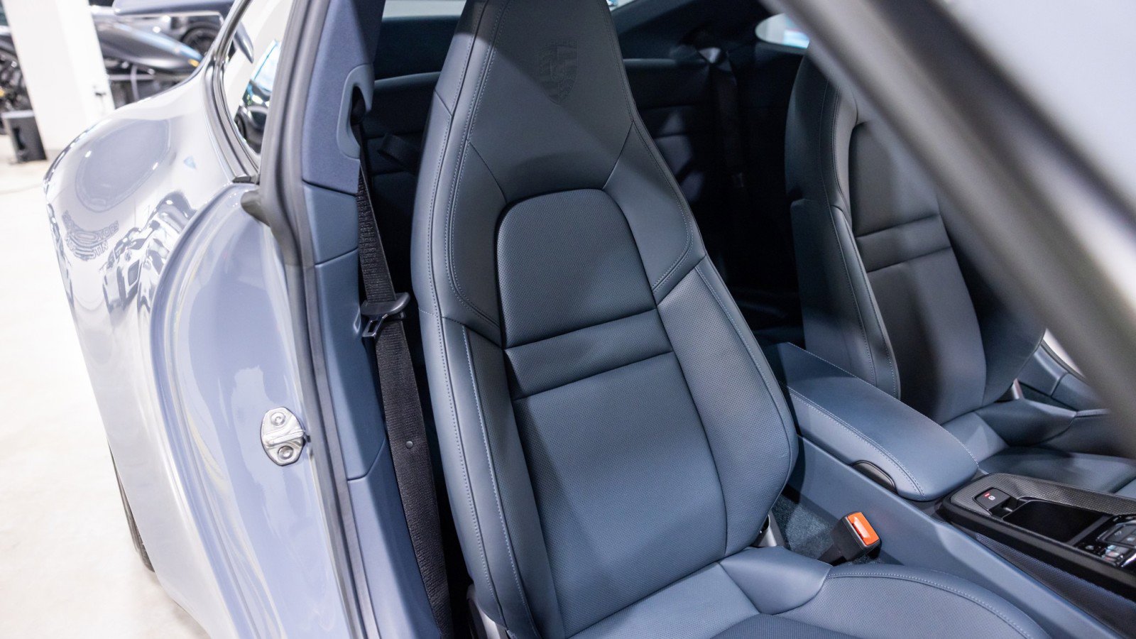 Used 2024 Porsche 911 Carrera GTS w/ Premium Package image 29