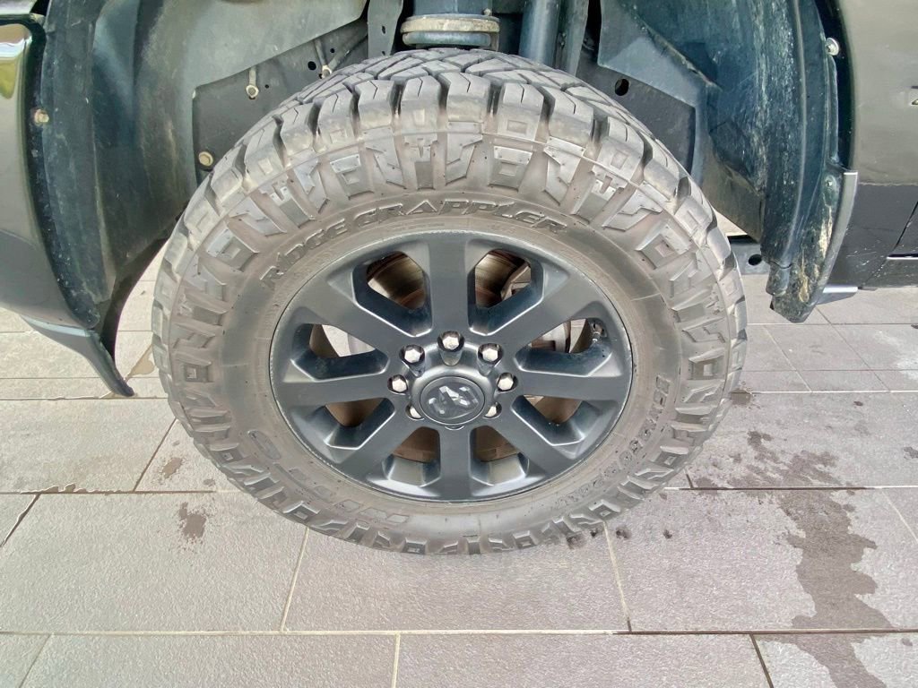 Used 2023 RAM 2500 Laramie w/ Night Edition AWD/4WD image 9