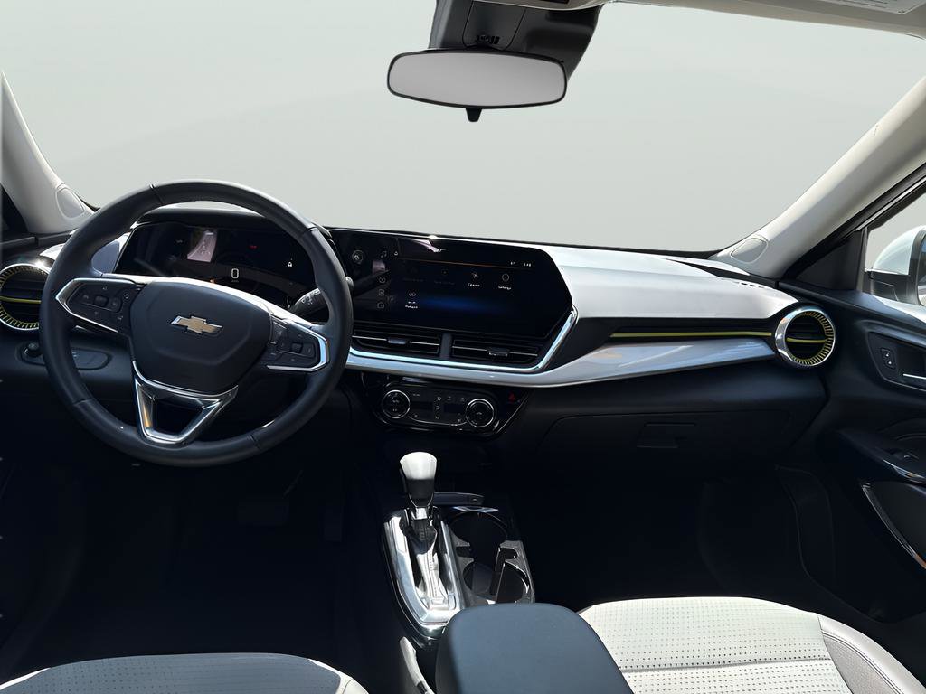 Used 2024 Chevrolet Trax LT w/ LT Convenience Package FWD image 20