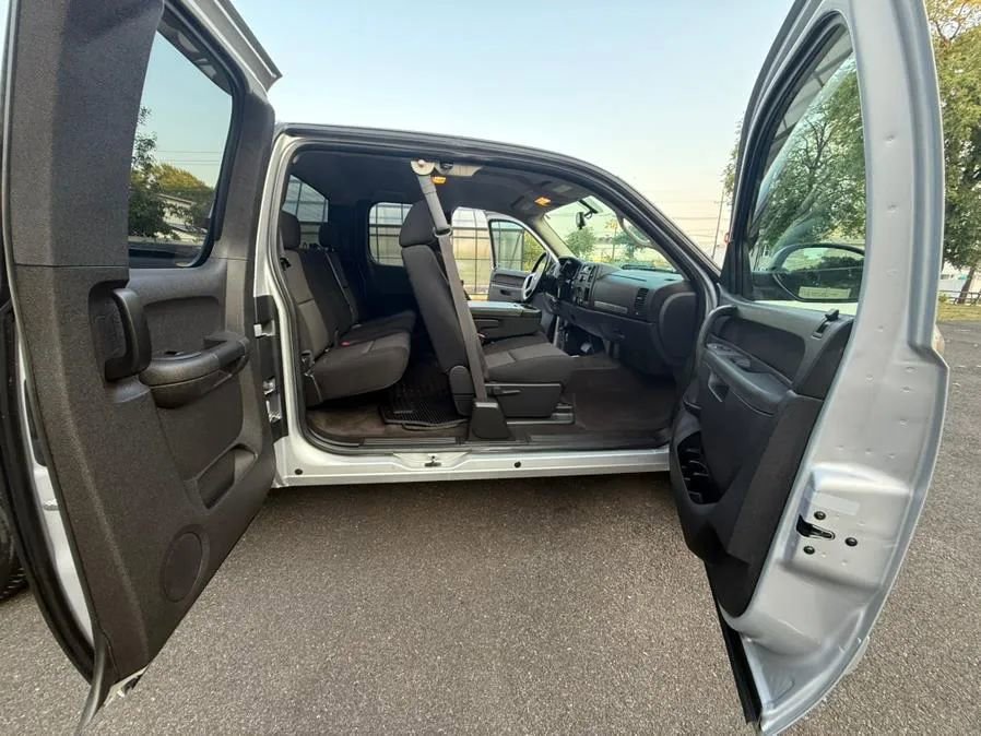 Used 2013 Chevrolet Silverado 1500 LT w/ All-Star Edition image 19