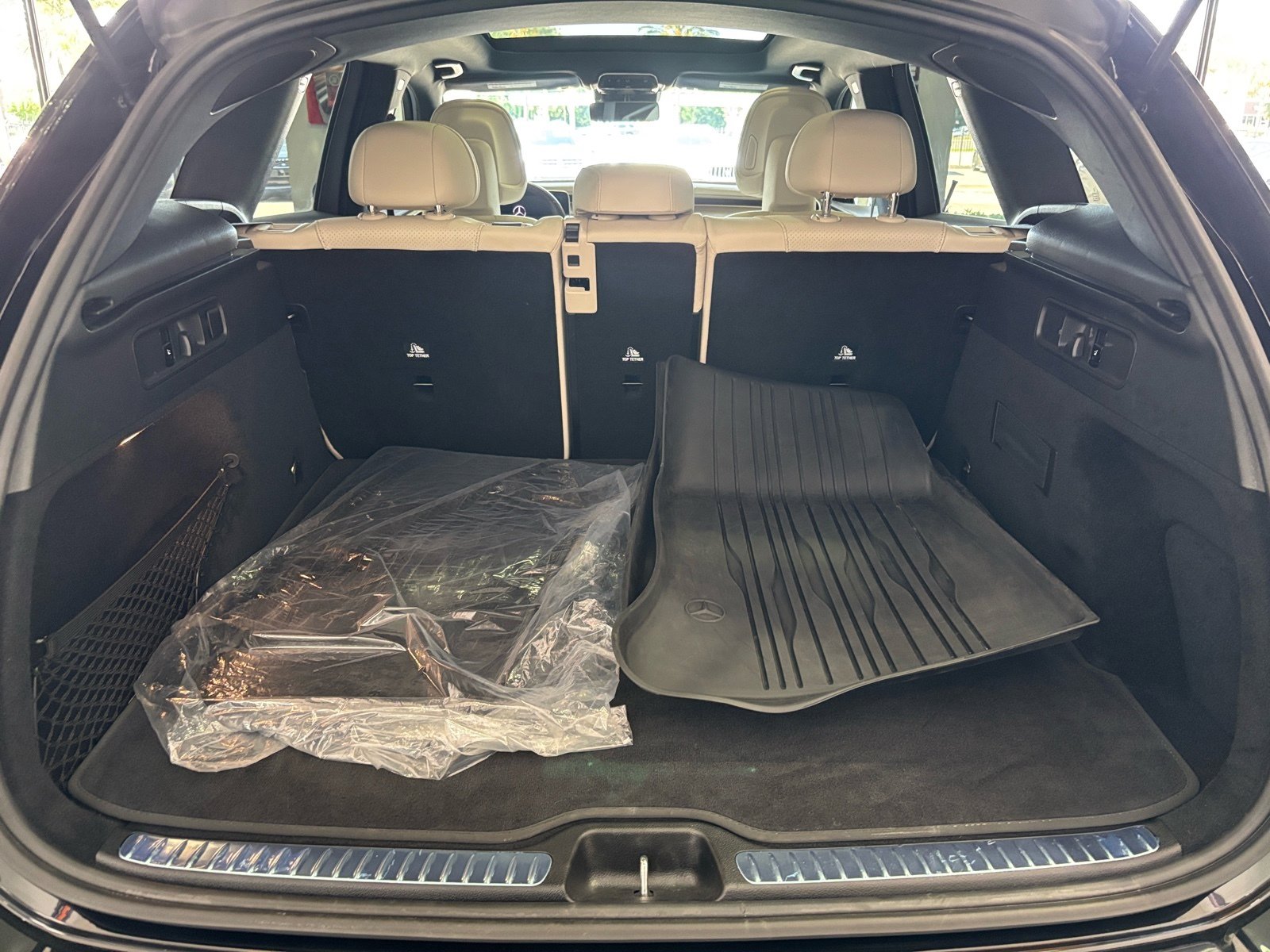 Used 2024 Mercedes-Benz GLC 300 image 13