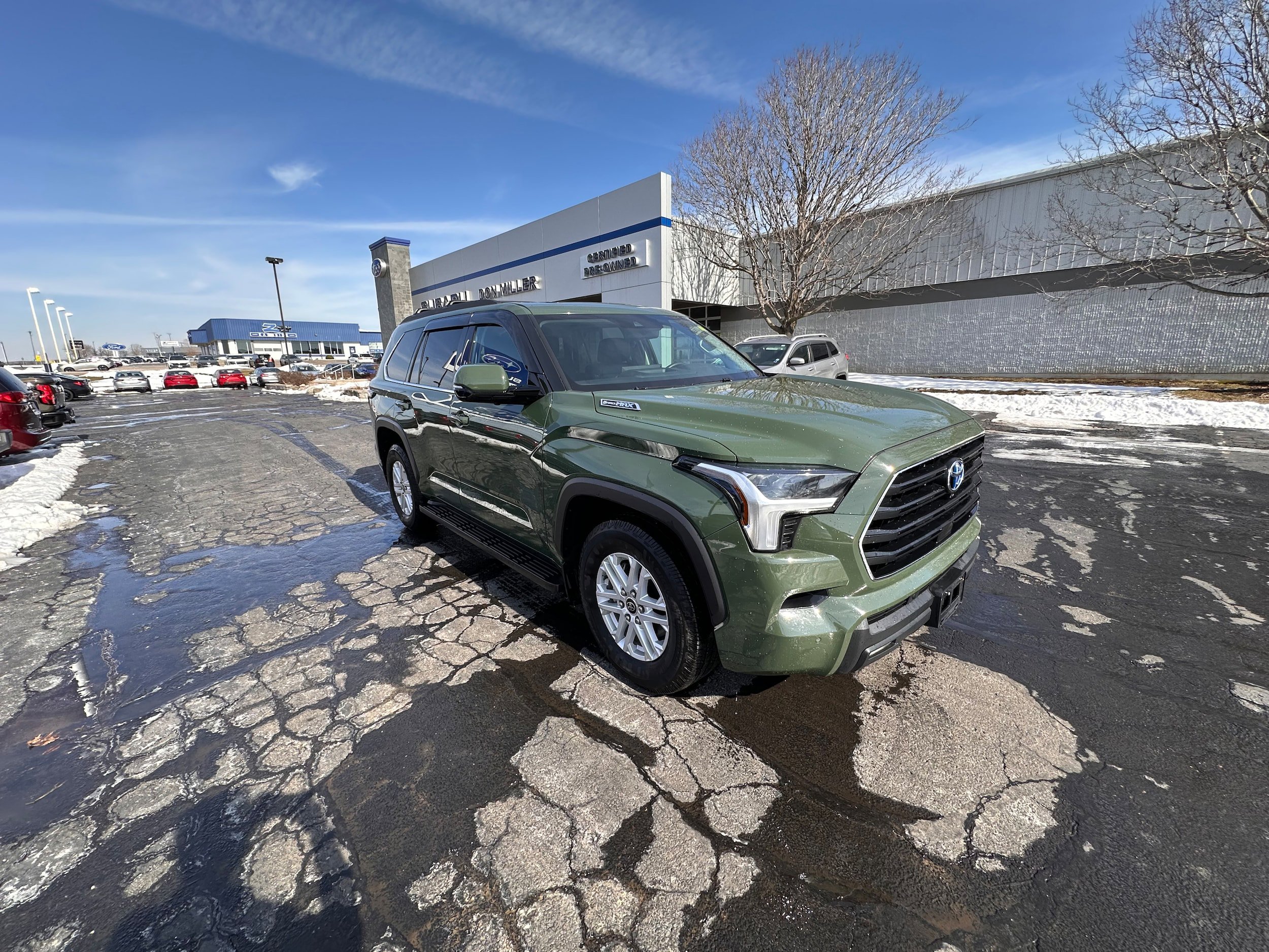 Used 2023 Toyota Sequoia SR5 w/ SR5 Premium Package image 1