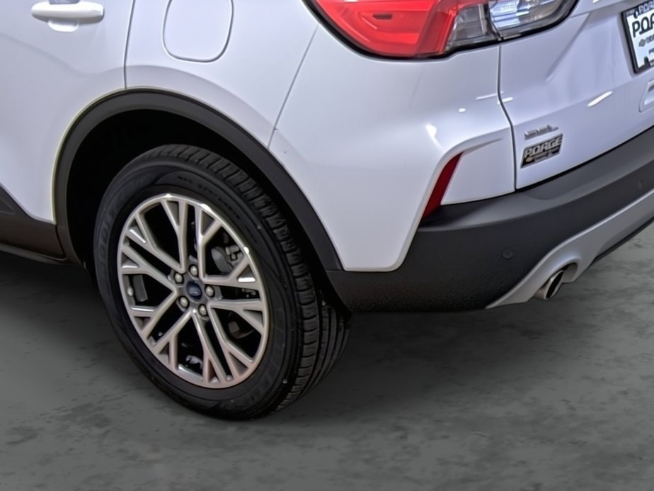 Used 2022 Ford Escape SEL image 9