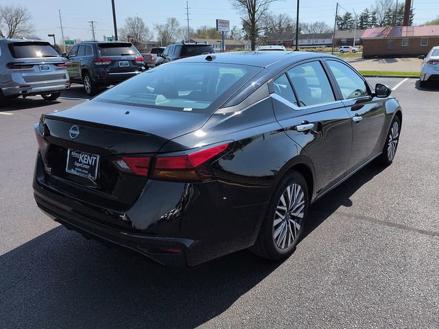 Used 2025 Nissan Altima 2.5 SV image 7
