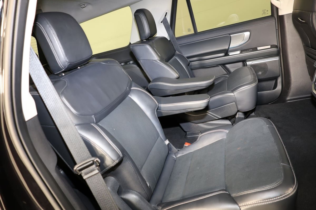 Used 2025 Ford Expedition Platinum AWD/4WD image 43