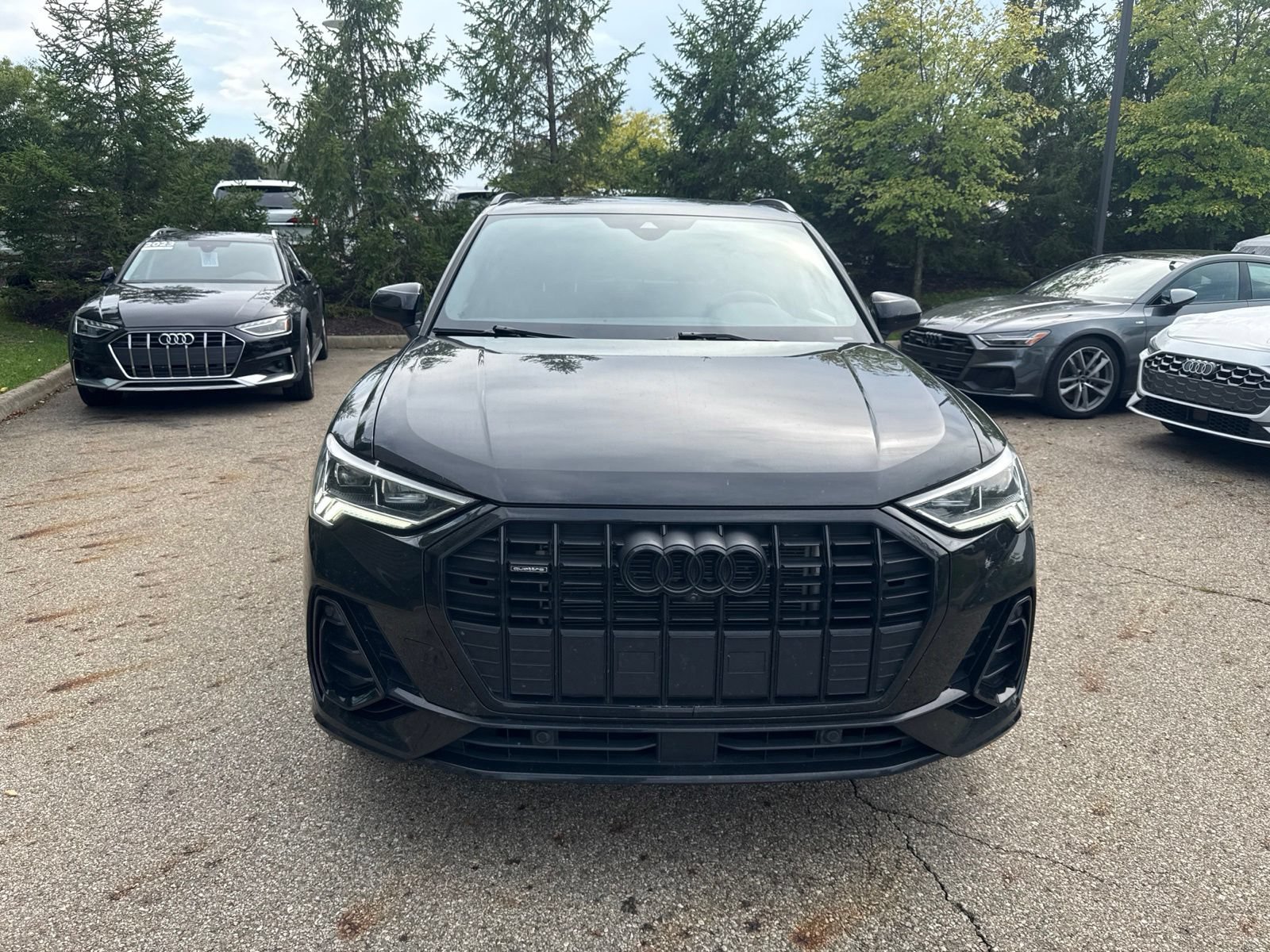 Used 2023 Audi Q3 2.0T Premium Plus w/ Premium Plus Package AWD/4WD image 7