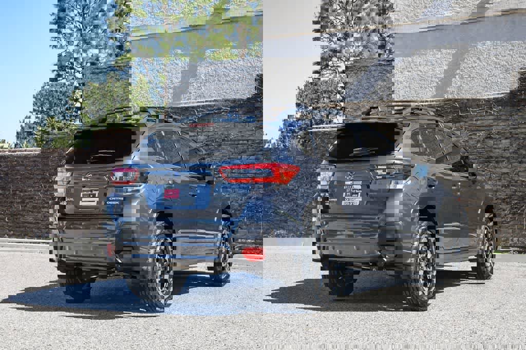 Used 2022 Subaru Crosstrek 2.5i Limited w/ Moonroof Package 2 image 7