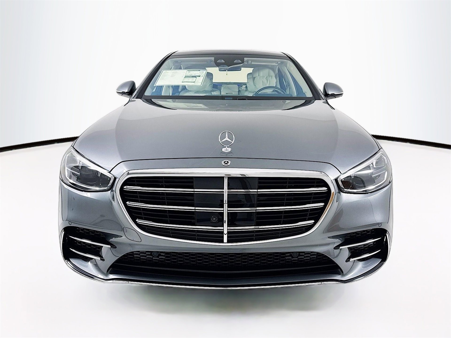New 2026 Mercedes-Benz S 580 4MATIC Sedan image 2