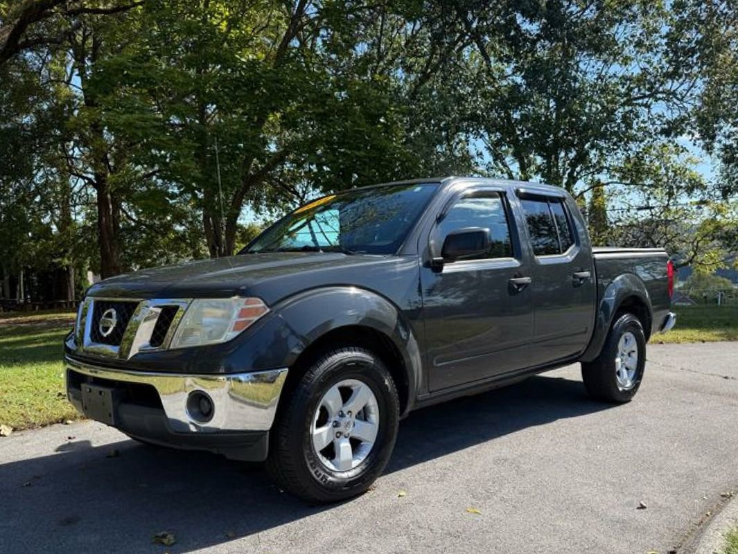 Used 2011 Nissan Frontier SV image 5