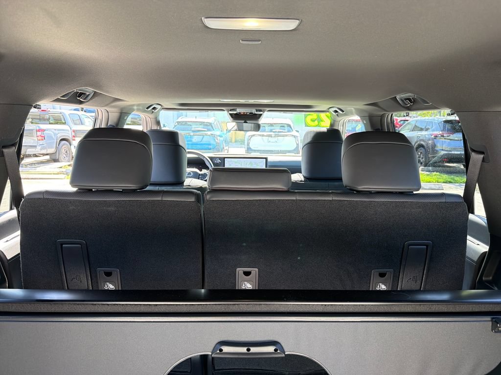Used 2025 Lexus GX 550 AWD/4WD image 39