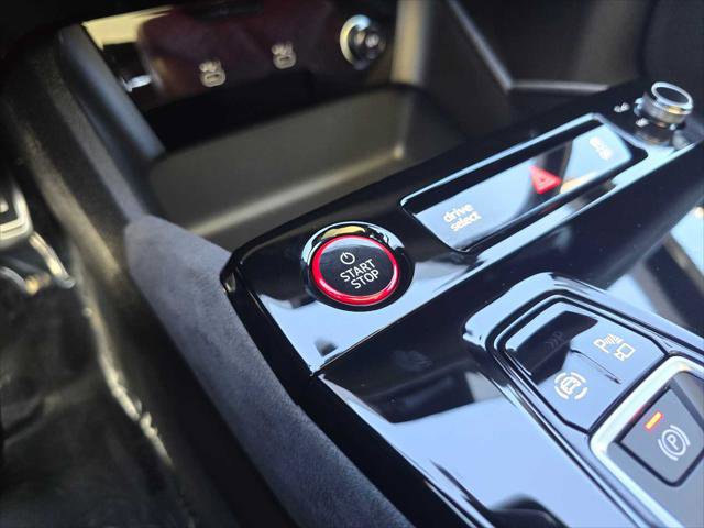 New 2025 Audi S6 e-tron Prestige image 30