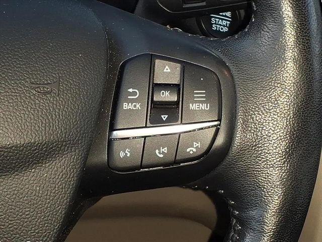 Used 2020 Ford Escape Titanium image 12