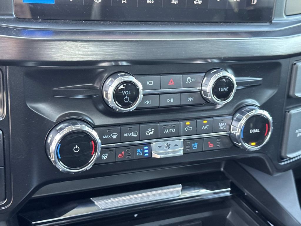 New 2025 Ford F350 Lariat w/ Lariat Ultimate Package image 13