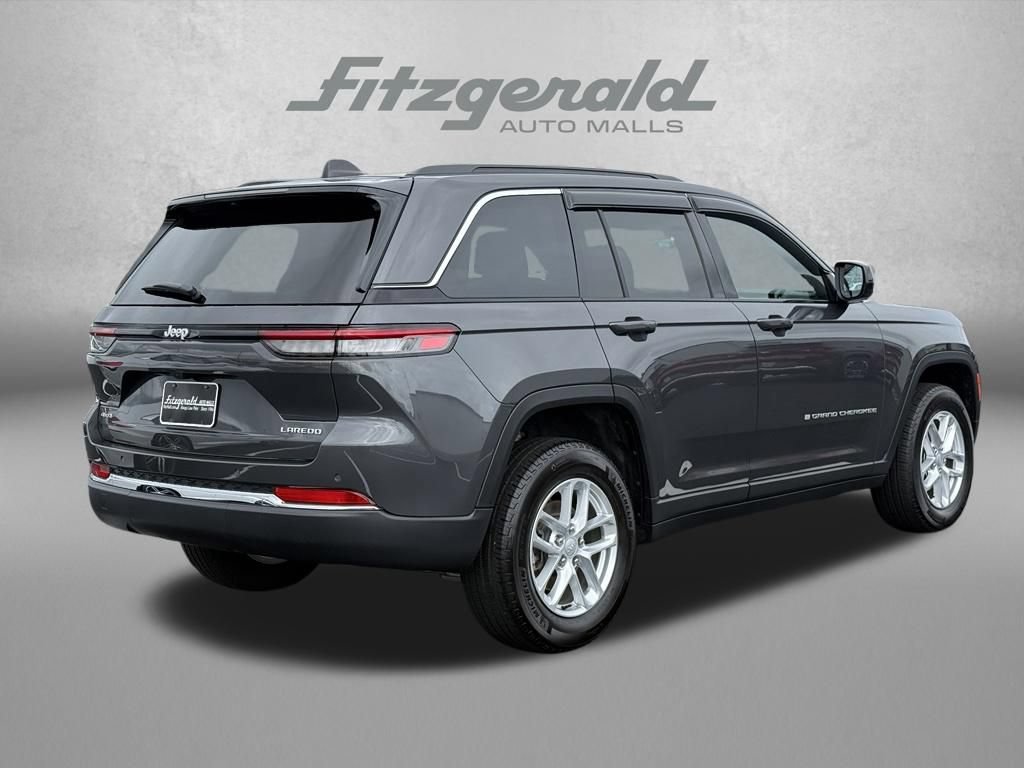 Used 2025 Jeep Grand Cherokee Laredo X w/ Luxury Tech Group I AWD/4WD image 6