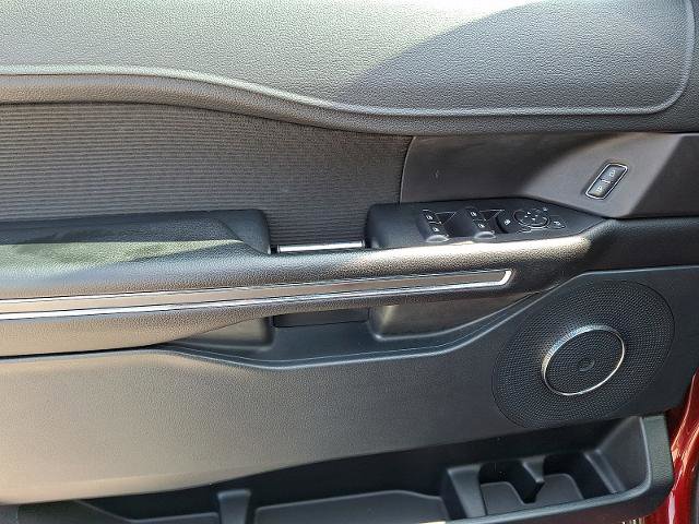 Certified 2018 Ford Expedition XLT AWD/4WD image 12