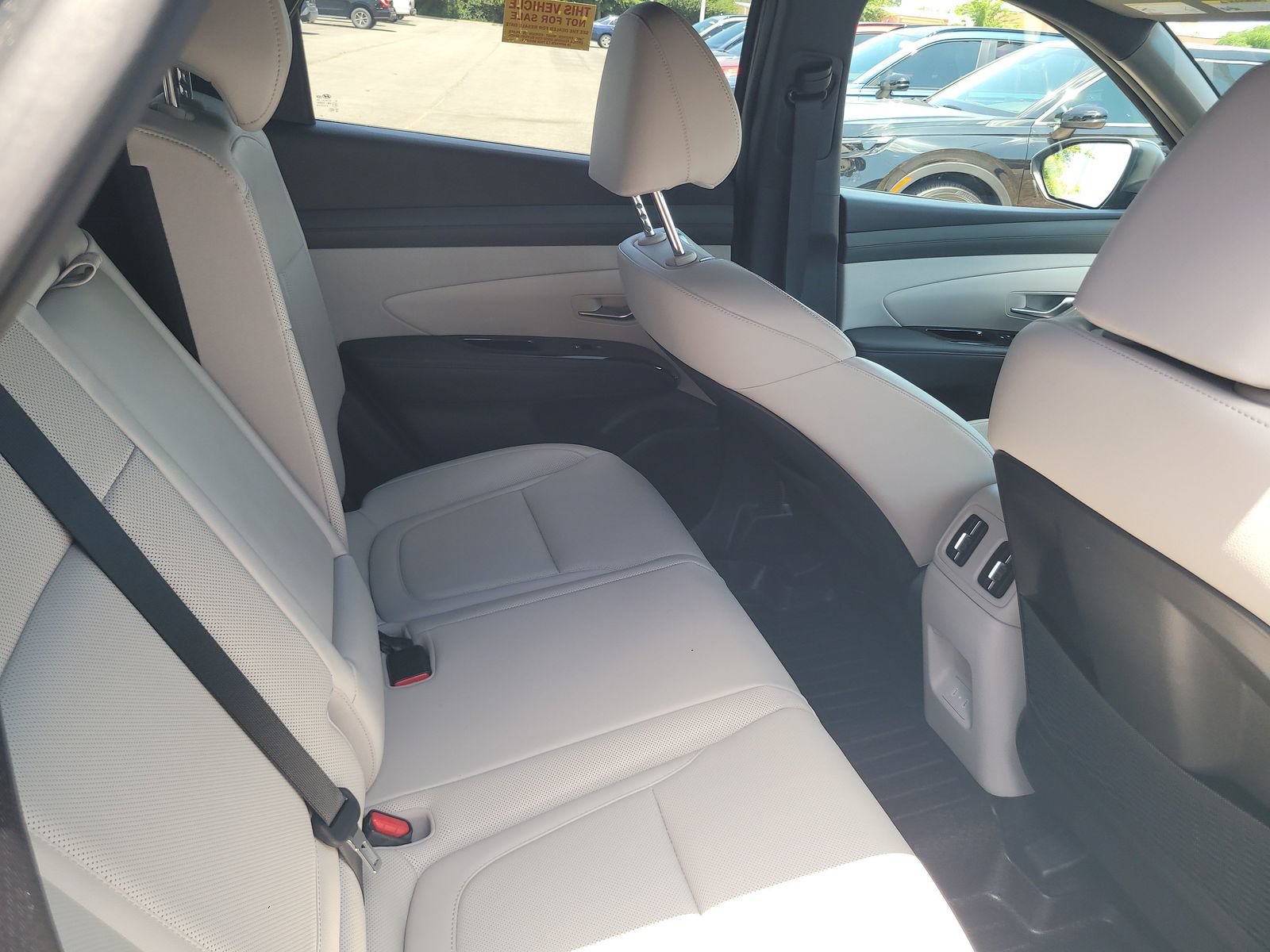 Used 2025 Hyundai Tucson Limited AWD/4WD image 28