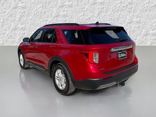 Used 2024 Ford Explorer XLT w/ Equipment Group 202A image 5