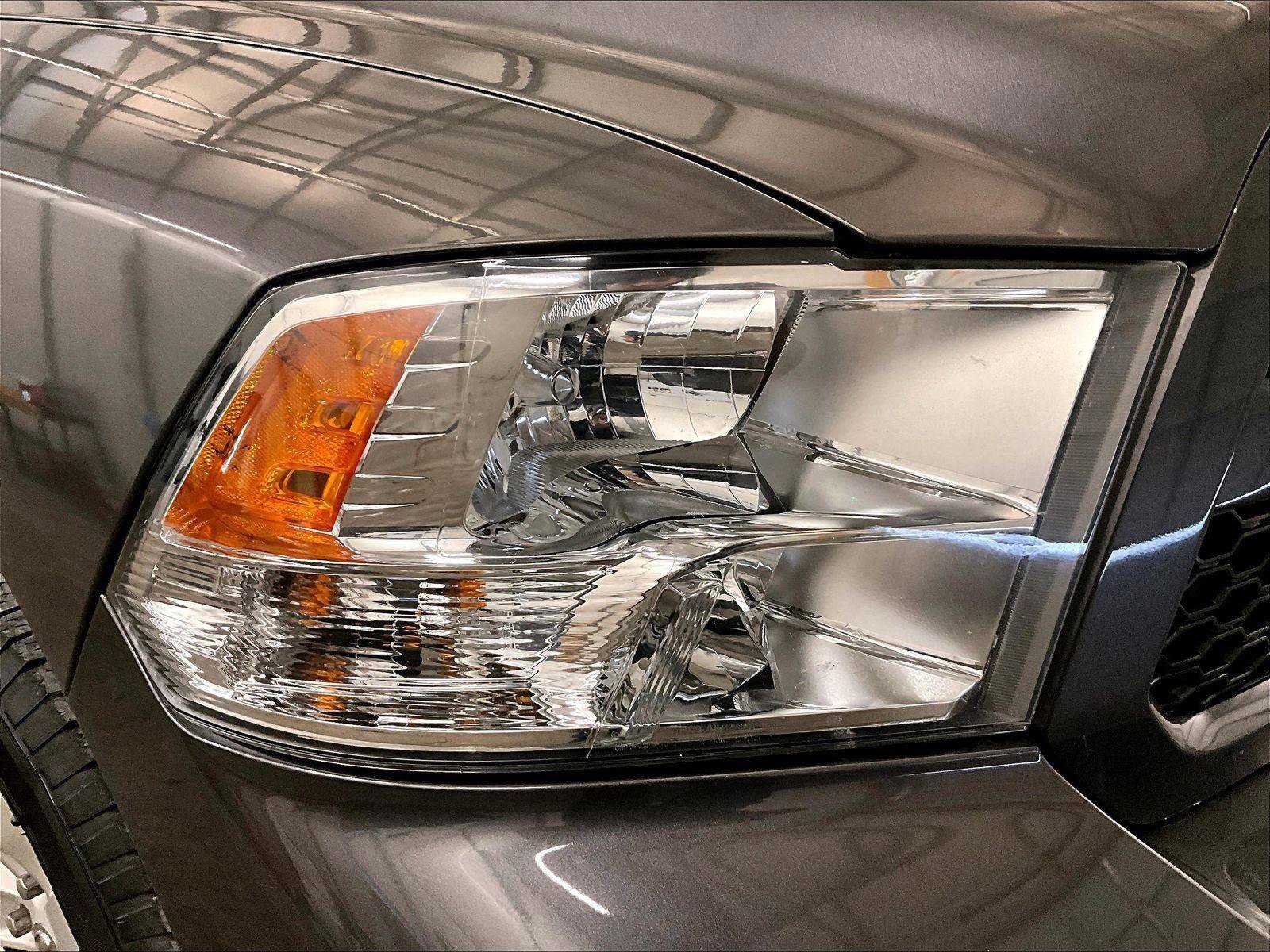Used 2019 RAM 1500 Express AWD/4WD image 27